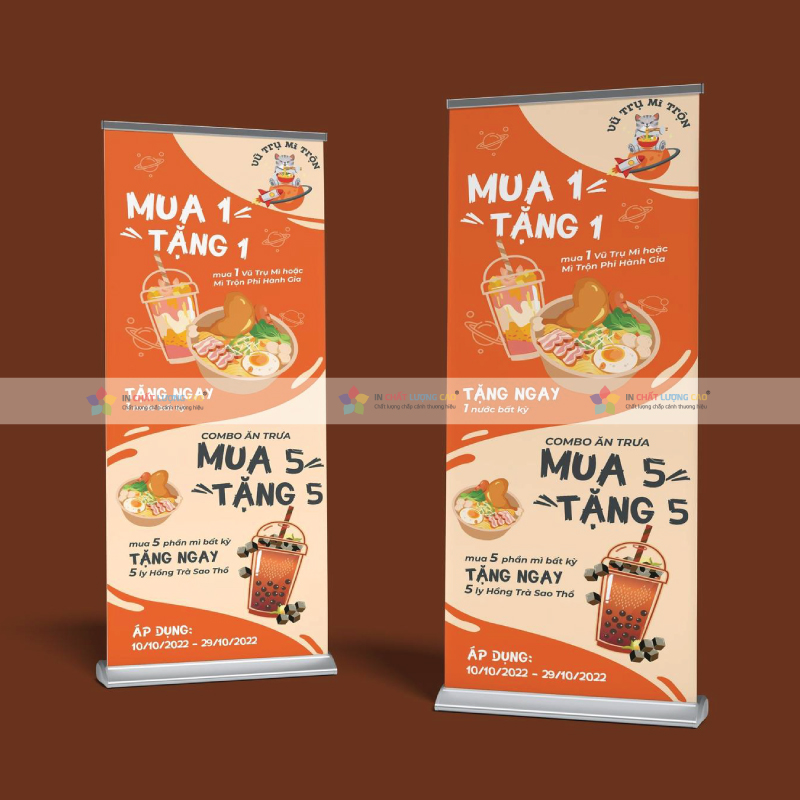 Tại Sao Standee Vẫn Là Xu Hướng Quảng Cáo Năm 2025?